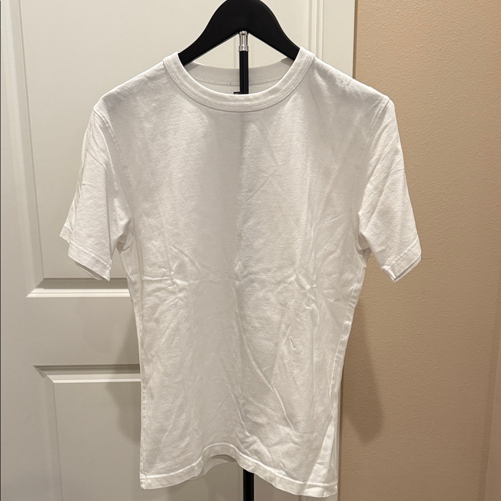 Uniqlo White Mens Crew Neck Tee pack of 3